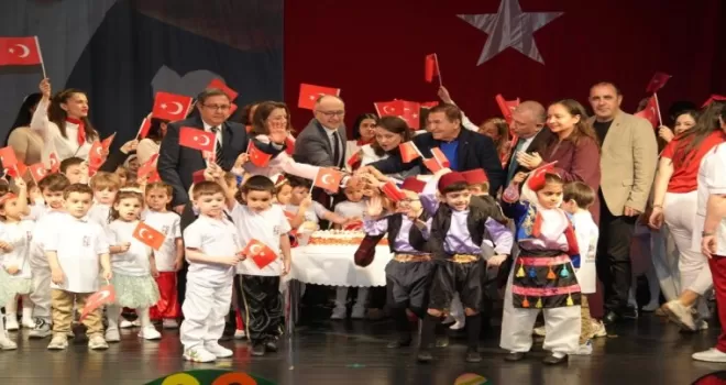 Eskişehir’de minikler 23 Nisan coşkusunu yaşadı