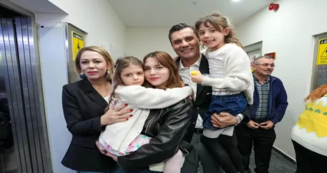 Ferdi Zeyrek Vakfı’ndan kırsaldaki çocuklara ’kışlık kıyafet’ desteği