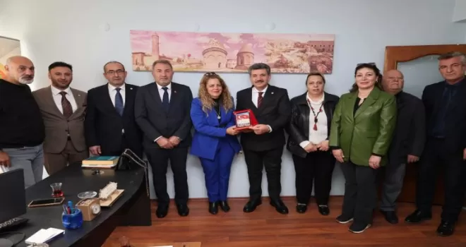 Ferhat Yılmaz’dan Erzurum Yeni Medya Derneği’ne ziyaret