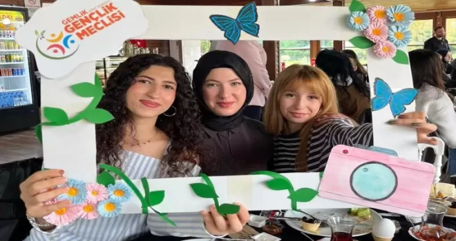 Gemlik Kent Konseyi üniversitelileri ağırladı