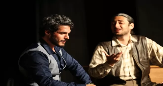 Genç Sahne’den alkış alan final... 6 aylık emek “Kapılar” ile sahneye taşındı