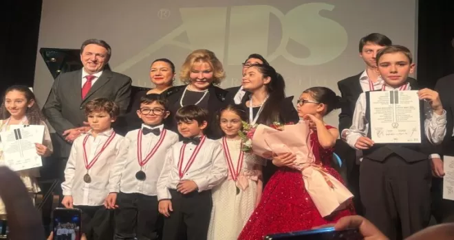 Genç yeteneklerin yıldızı İzmir’de parladı