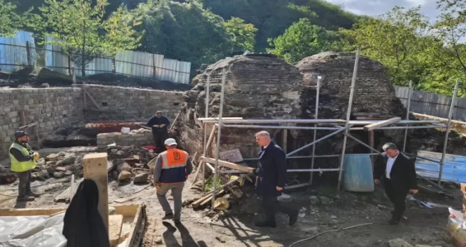 Gölcük’te Yukarı Haldere’deki tarihi hamama neşter