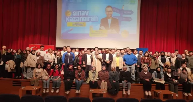 ’Gri Koç’, Bursalı gençlere sınav kazandıran taktikleri anlattı