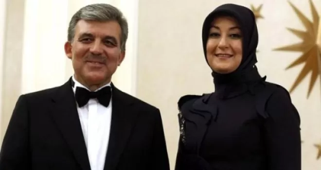 Gül'ü kızdıran teklif: Eşiniz başını açsın heykelini dikeriz