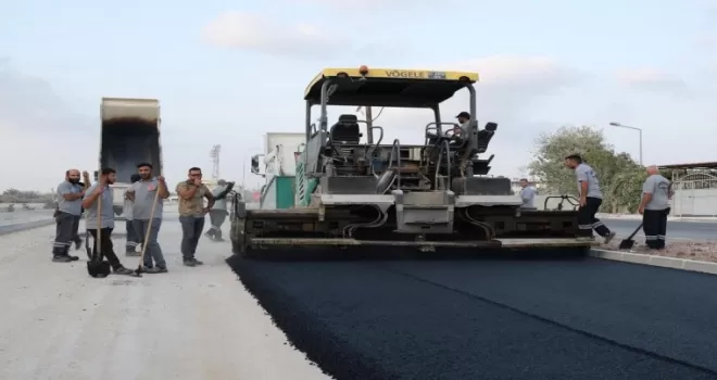 Güngör Geçer, Buruk TOKİ’de süren asfaltlama çalışmalarını denetledi