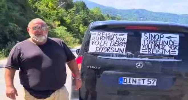 Gurbetçiden “Cumhurbaşkanı Erdoğan sesimi duy“ eylemi