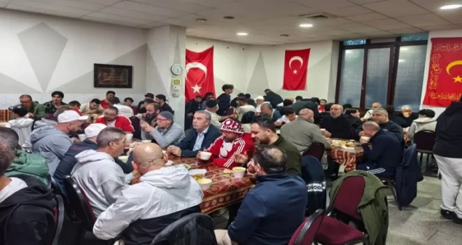 Gurbetçiler dünya kupası heyecanını Almanya’da camide yaşadı