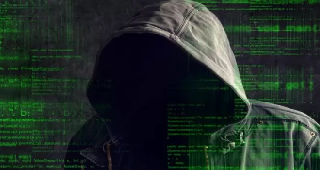 'Hacker saldırılar sürüyor, sakın açmayın!'
