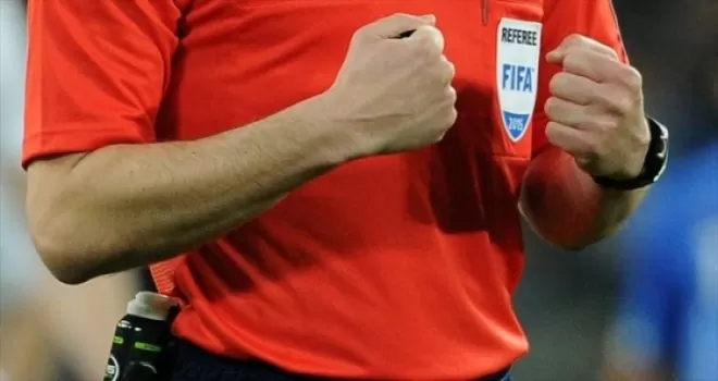 Hakeme "taş, kağıt, makas" cezası