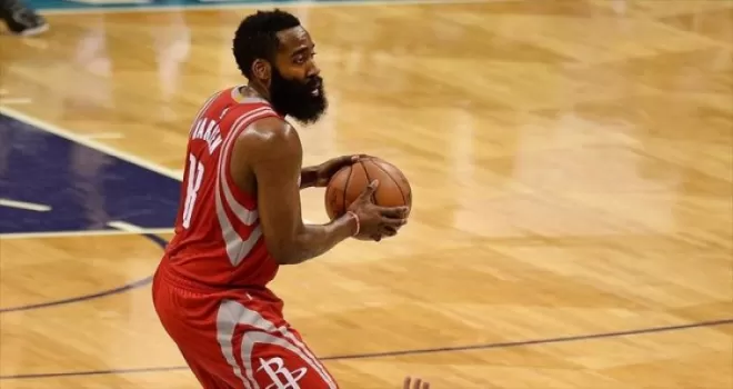 Harden'ın 'triple double'ı galibiyet getirdi
