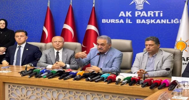Hayati Yazıcı Bursa’da... Türkiye’nin küresel vizyonunu Bursa’dan değerlendirdi