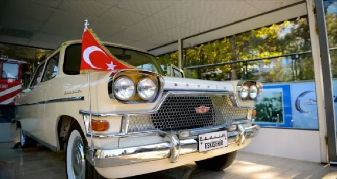 İlk milli ve yerli otomobil Devrim 57 yaşında