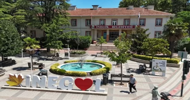 İnegöl Belediyesi eski binası, Gençlik Merkezi’ne dönüşüyor