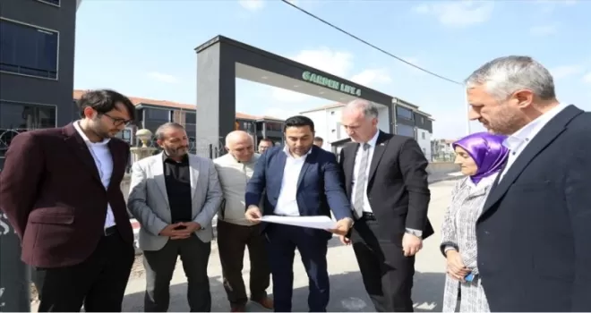 İnegöl Ertuğrulgazi Mahallesinde kaldırım çalışmaları sürüyor