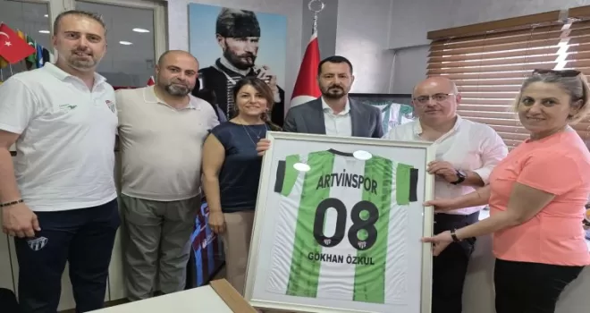 İş İnsanı Özkül’den Artvinli gençlere spor desteği çağrısı