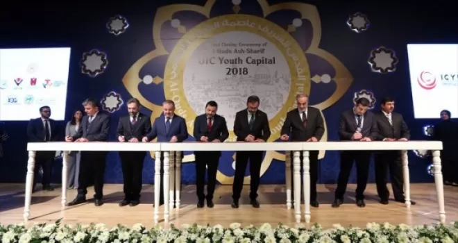 'İslam Dünyası Gençlik Başkenti' unvanını Doha devraldı