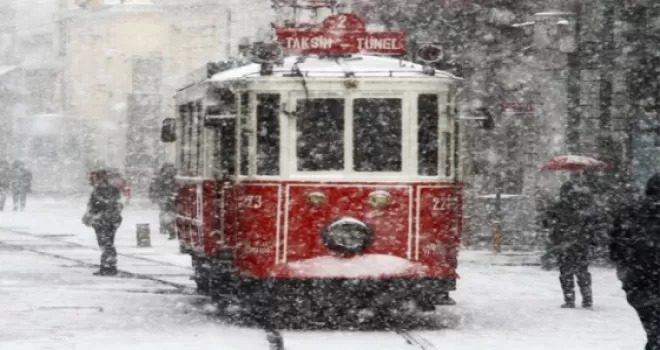 İstanbul'a kar ne zaman geliyor? Yılbaşında kar yağacak mı?