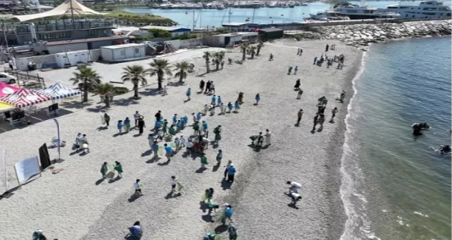 İstanbul Beylikdüzü’nde deniz dibi ve kıyı temizliği