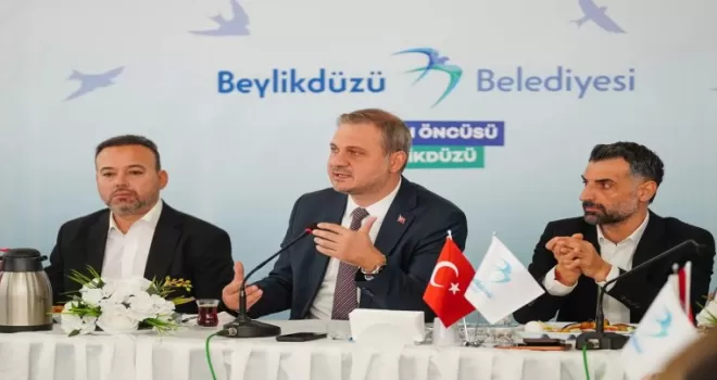 İstanbul Beylikdüzü’nde yerel basına 18 aylık hizmet brifingi