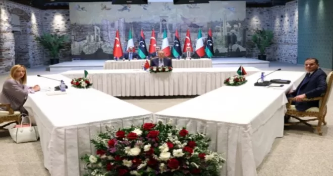 İstanbul’da üçlü işbirliği zirvesi başladı