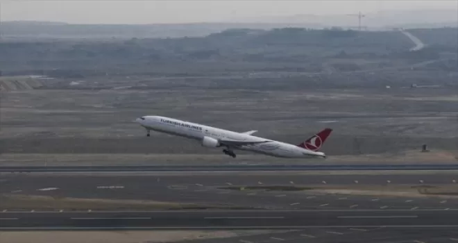 İstanbul Havalimanı'ndan ilk uçuş Ankara'ya yapıldı
