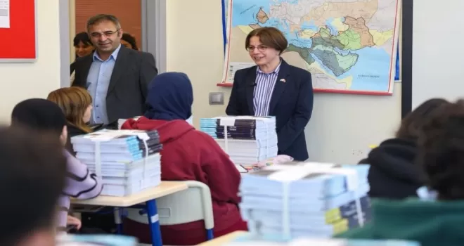 İstanbul Maltepe’den sınavlara hazırlananlara kaynak desteği
