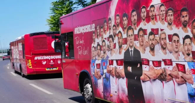 İstanbul’un dört bir yanında ay yıldızlı seferler