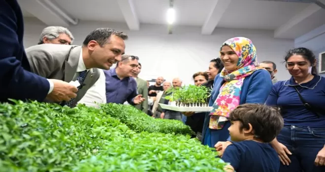 İzmir Bornova’da 400 bin fide toprakla buluşuyor