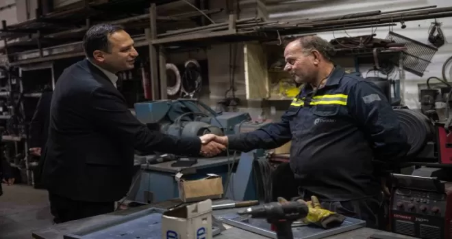 İzmir Bornova’da Başkan Eşki saha mesaisinde