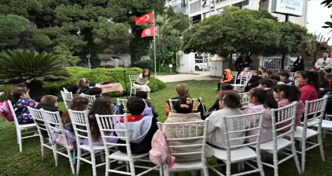 İzmir Bornova’da kütüphane haftası coşkusu