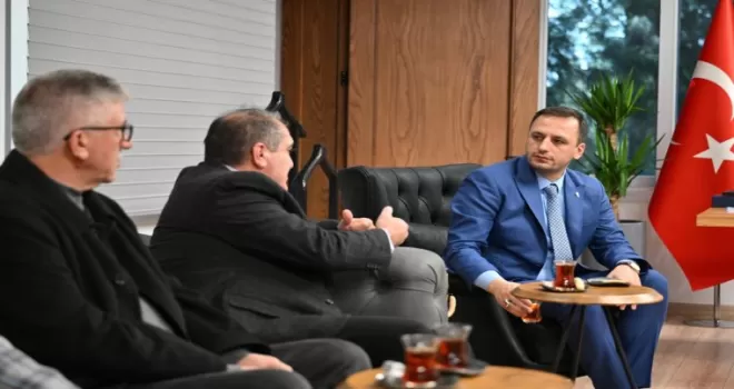 İzmir Bornova’da yerel üreticiye tam destek