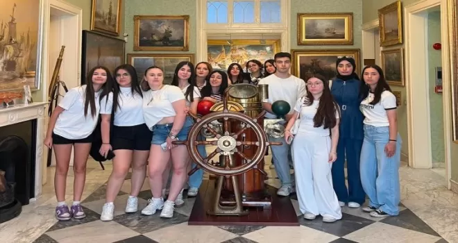 İzmir’de bin liseli genç müzelerle tanıştı