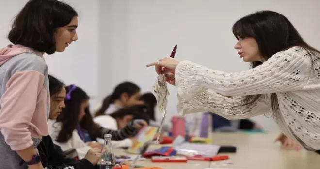 İzmir’de çocuklar kitaplarını yazıp çizdi