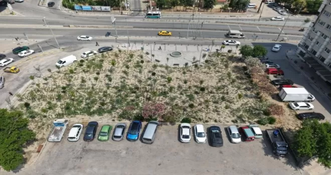 İzmir’de eski benzinlik yeşile dönüştü