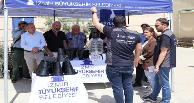 İzmir’de kahverengi kokarca böceğine karşı tuzak
