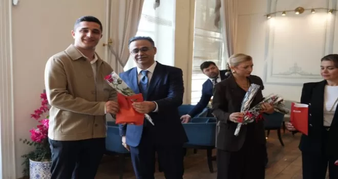 İzmir’de Öğretmenler Günü’nde anlamlı buluşma
