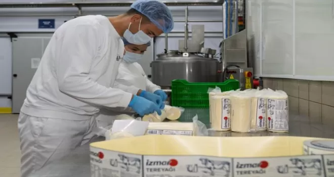 İzmir’de Süt Fabrikası’nda çarklar döndü, üreticinin yüzü güldü