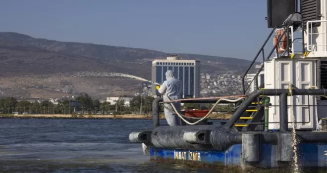 İzmir Körfezi’nde ’modifiye kil’ devrede