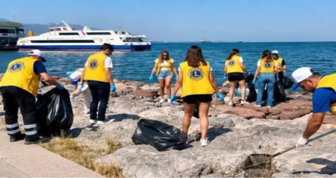 İzmir Körfezi’nde ortak temizlik seferberliği