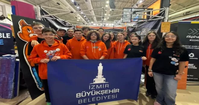 İzmirli gençlerden uluslararası arenada teknoloji zaferi