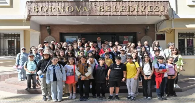İzmirli miniklerden Bornova Belediyesi’ne ziyaret