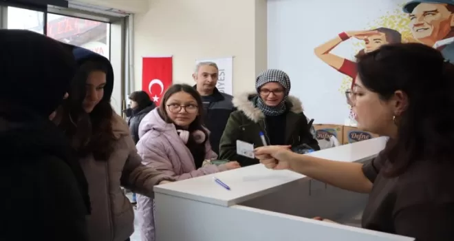 İzmit’te Çınar Akademi sınavına yoğun ilgi