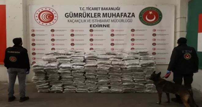 Kapıkule’de 1,4 ton esrar ele geçirildi