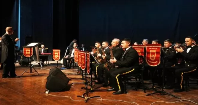 Kara Kuvvetleri Bando Komutanlığı’ndan Mardin’de müzik şöleni