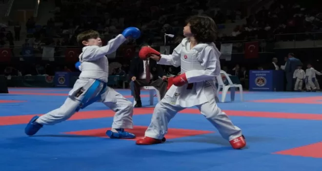 Karatenin kalbi Kocaeli’nde atıyor