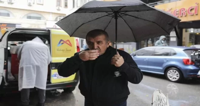 Kaynar ikramı Mersinlilerin içini ısıttı
