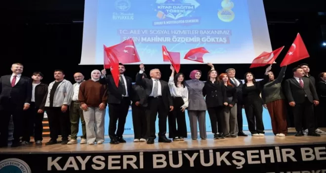 Kayseri Büyükşehir’den öğrencilere kitap desteği