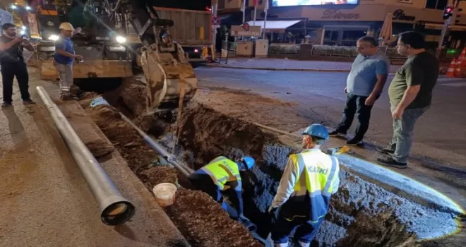 Kayseri Büyükşehir’den su altyapısı için gece mesaisi