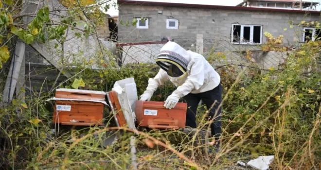 Kayseri Büyükşehir’e kovan dolusu teşekkür